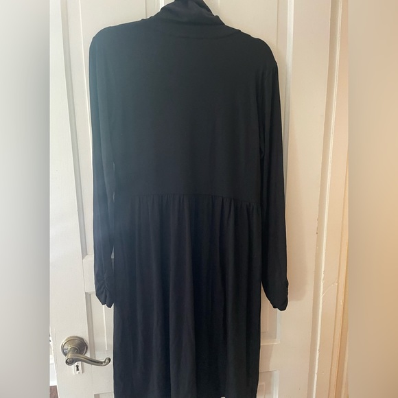 Motherhood turtleneck dress - Picture 2 of 4